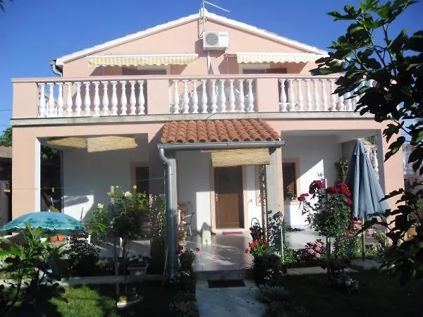 Holiday Apartment In Privlaka With Sea View, Terrace, Air Conditioning, Wifi 3591-3 0*, Privlaka (Zadar) Croatia