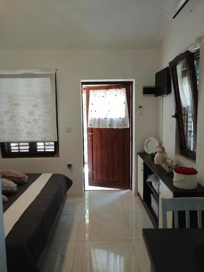 Holiday Apartment In Privlaka With Sea View, Terrace, Air Conditioning, Wifi 3591-3 Privlaka (Zadar)