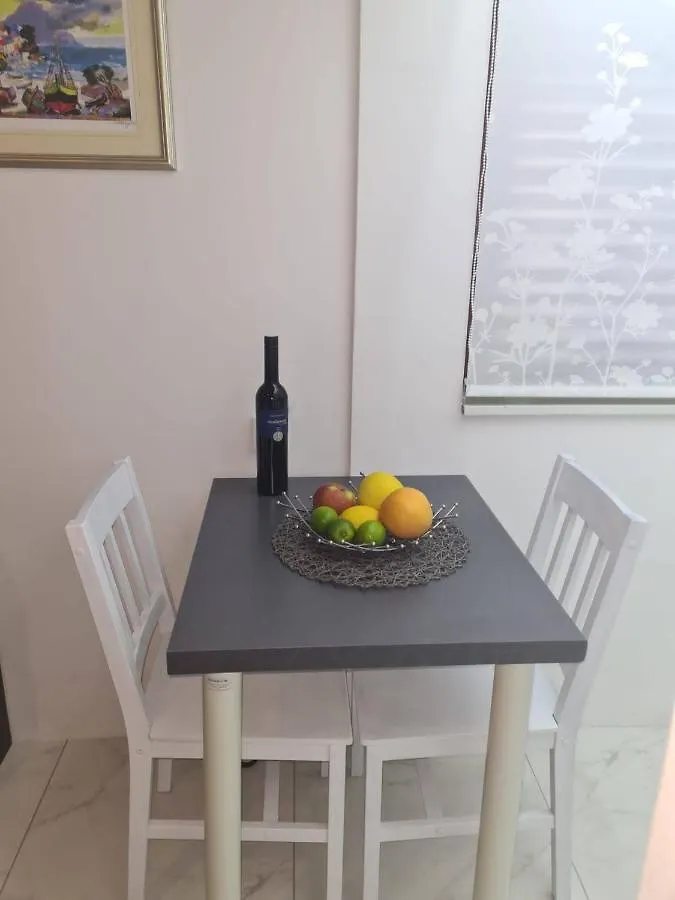 Holiday Apartment In Privlaka With Sea View, Terrace, Air Conditioning, Wifi 3591-3 0*, Privlaka (Zadar)