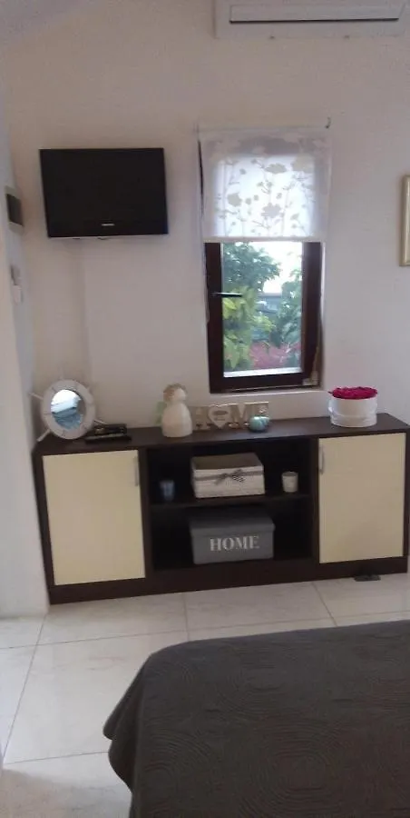 Holiday Apartment In Privlaka With Sea View, Terrace, Air Conditioning, Wifi 3591-3 0*, Privlaka (Zadar)